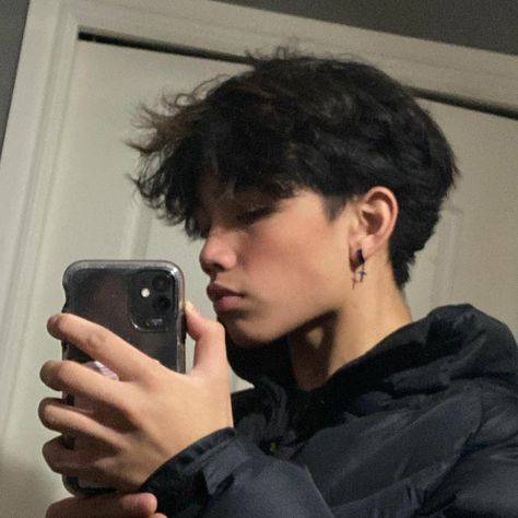 Asian Boy Haircuts, Messy Hair Boy, Low Taper Fade Haircut, Haircut Design, Haircut Names For Men, Asian Man Haircut, Mens Haircuts Short Hair, Guy Haircuts Long, Men Haircut Curly Hair