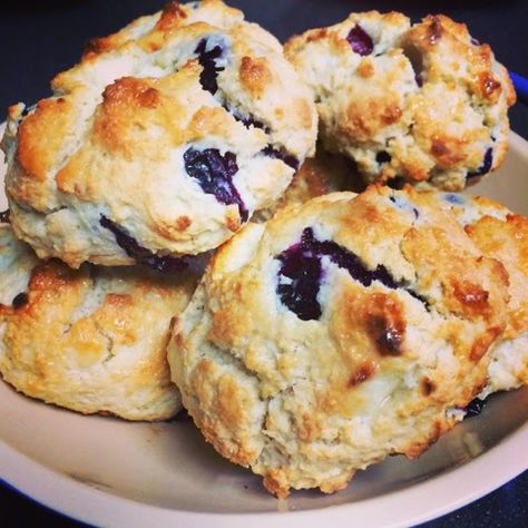 1 cup AP flour - 2 Tablespoons AP flour + 2 Tablespoons cornstarch = 1 cup cake flour whisk to aerate. Blueberry Cream Cheese Scones, Cream Cheese Scones, Jordan Marsh Blueberry Muffins, Cheese Scone Recipes, Blueberry Lemon Scones, Lemon Scones, Cheese Scones, Blueberry Cream Cheese, Blueberry Scones