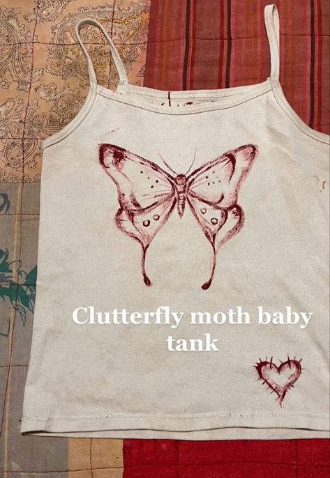 Painted Tank Top Aesthetic, Painted Shirt Ideas Aesthetic, Bleach Designs On Tank Top, Painting On Tank Top, Drawing On Tank Top Diy, Bleached Butterfly Shirt, Bleach Moth Shirt, Bleach Tank Top Diy, Drawing On Tank Top