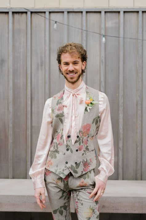 Brides Man Outfit, Genderless Wedding Outfit, Funky Wedding Suit, Whimsical Wedding Groom, Summer Wedding Outfit Groom, Transmasc Formal Wear, Whimsical Mens Fashion, Whimsical Outfit Men, Queer Wedding Guest Outfit