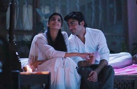 Zindagi Gulzar Hai Aesthetic, Men Obsessed With You, Where Are You From, Zaroon Kashaf, Obsessive Love Aesthetic, Zindagi Gulzar Hai, Self Obsessed, College Love, Men In Love