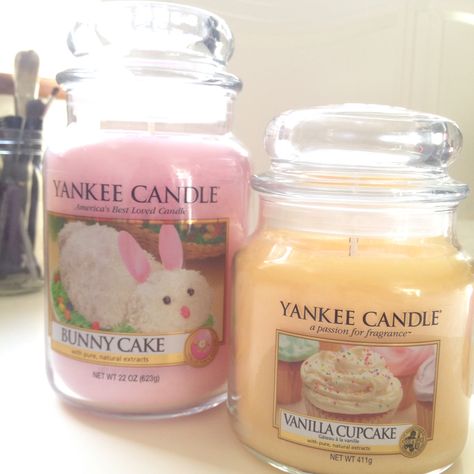 🌸🎀🌸 Yankee Candles, Bunny Cake, Candle Aesthetic, Think Food, Vanilla Cupcakes, Croquettes, Pink Lemonade, Fluttershy, Yankee Candle