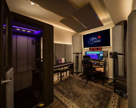 Home Vocal Booth, Professional Music Studio Design, Black Music Studio, Home Studio Aesthetic, Small Music Studio Ideas, Music Studio Room Design, Home Music Studio Design, Isolation Room, Studio Room Design