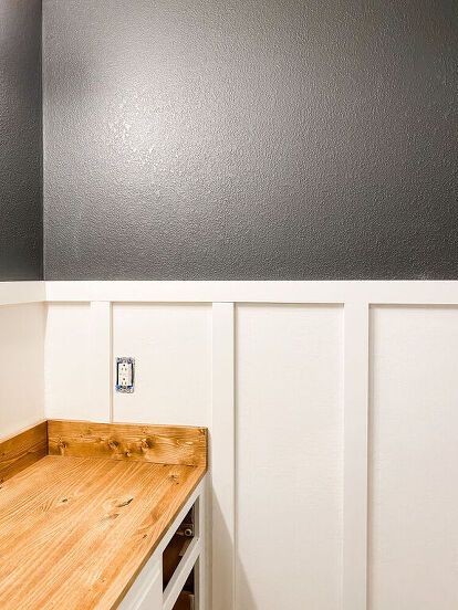 This project is an easy way to install your own "board" and batten. There are no boards, only battens made from inexpensive MDF! Let's get into the steps you need to install your own! You'll need joint compound and a knockdown knife and, if needed, drywall repair kits. I had two holes to cover. The paint I used for the top part of the walls was Sherwin Williams "Carbonized". Determine how far up the battens are going to go and mark. If you have textured walls, use joint compound to s… Diy Vanity Lights, Mountain Bedroom, Glazing Furniture, Small Shower Room, Door Build, Board Batten, Board And Batten Wall, Diy Barn, Drywall Repair