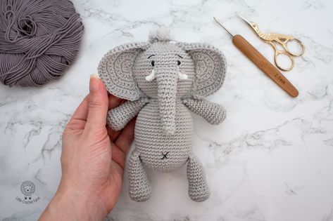 Elephant crochet free pattern Elephant Crochet Pattern, Crochet Farm, Amigurumi Elephant Pattern, Crochet Children, Elephant Stuffed Animal, Advanced Crochet, Toy Diy, Animals Crochet, Crochet Easter