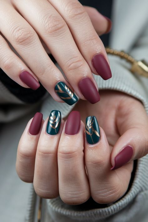 Dive into these stunning fall nail ideas featuring a chic Squoval shape, perfect for showcasing rich hues like burnt orange and deep burgundy. This nail style blends elegance with a touch of flirtation, making it a versatile choice for any autumn occasion. Whether you窶决e sipping cider or attending festive gatherings, these Squoval nails will make you stand out. Get inspired and elevate your seasonal look! #FallNailIdeas #SquovalNails #AutumnNails #NailArt Olive Green And Burgundy Nails, Maroon And Teal Nails, Fall Jewel Tone Nails, Teal Fall Nail Designs, Teal Autumn Nails, Autumn Nails Squoval, Teal Fall Nails, Sns Nails Colors, Fall Nail Ideas