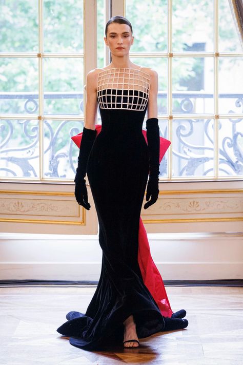 Tamara Ralph Haute Couture, Tamara Ralph, Gala Outfits, Runway Gowns, Couture Evening Dress, Winter 2023, Fall 2023, Couture Collection, Couture Fashion