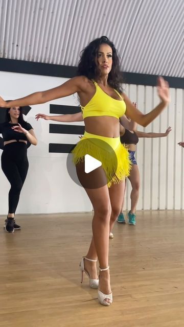 Samba Dance Outfit, Choreography Ideas, Salsa Outfit, Salsa Dancing Outfit, Samba Dance, Brazilian Samba, Salsa Dancing, Dance Outfits, Samba