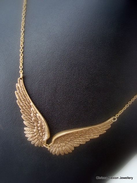 . Angel Wing Necklace Gold, Gold Wings Angels, Angel Wing Jewelry, Wingfeather Saga, Angel Woman, Jewelry Angel, Angelic Wings, Wings Jewelry, Angel Wings Necklace