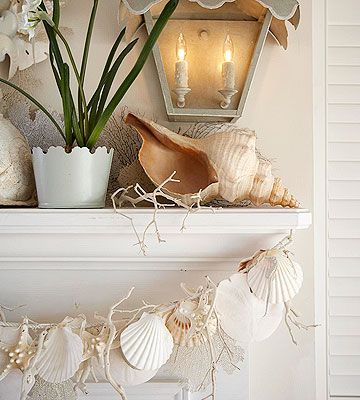 beach garland Seashell Garland, Shell Garland, Deco Nature, Beachy Decor, Beach Diy, Beach Christmas, Coastal Christmas, Beach Theme Wedding, Beach Crafts