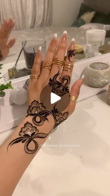 H E N N A  L I S H A on Instagram‎: "Henna designs #henna #mehndi #hennadesign #mehndi #نقش #henna #حنة"‎ N Mehndi Design, Henna Mehndi, Henna Design, Mehndi Design, Henna Designs, Henna, On Instagram, Instagram, Design