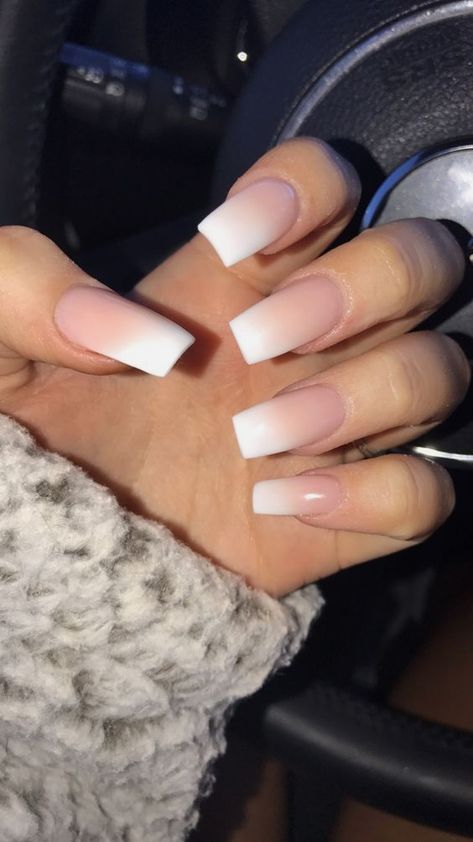 French Acrylic Nail Designs, Gel French Manicure, Almond Acrylic, Classy Nail Designs, Diva Nails, Ombre Acrylic Nails, White Acrylic Nails, Nails Winter, Work Nails