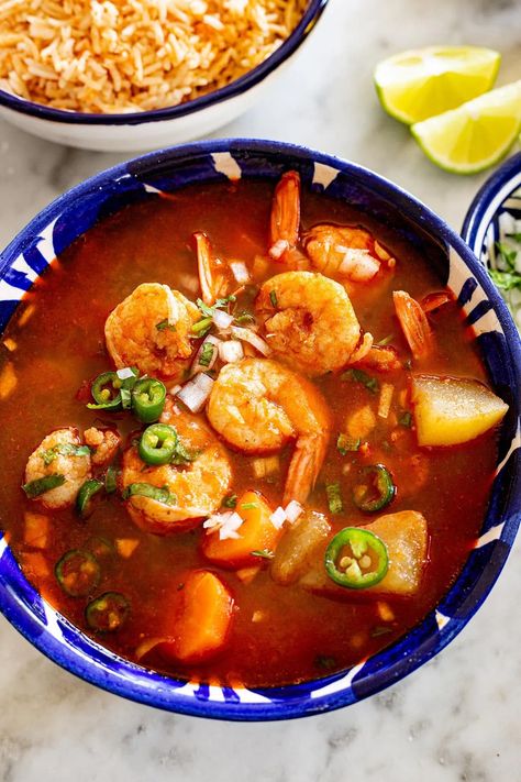 Caldo de Camarón (Mexican shrimp soup) Fish Soup Recipe Mexican, Mexican Shrimp Soup, Mexican Seafood Soup, Caldo Recipe, Shrimp Soup Recipes, Healthy Diners, Shrimp Stew, Mexican Seafood, Mexican Shrimp