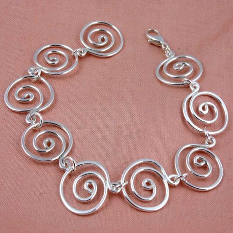 A personal favorite from my Etsy shop https://www.etsy.com/listing/119652860/sterling-silver-maxi-swirl-bracelet Swirl Bracelet, Bijoux Fil Aluminium, Dope Jewelry, Estilo Punk, Jewelry Lookbook, Funky Jewelry, Gull, Jewelry Inspo, Dream Jewelry