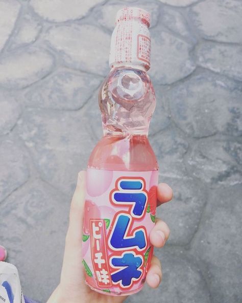 Melody Aesthetic, Japanese Candies, Snacks Japonais, Japan Snacks, Aesthetic Drinks, Japanese Drinks, Korean Snacks, Asian Snacks, Cute Snacks