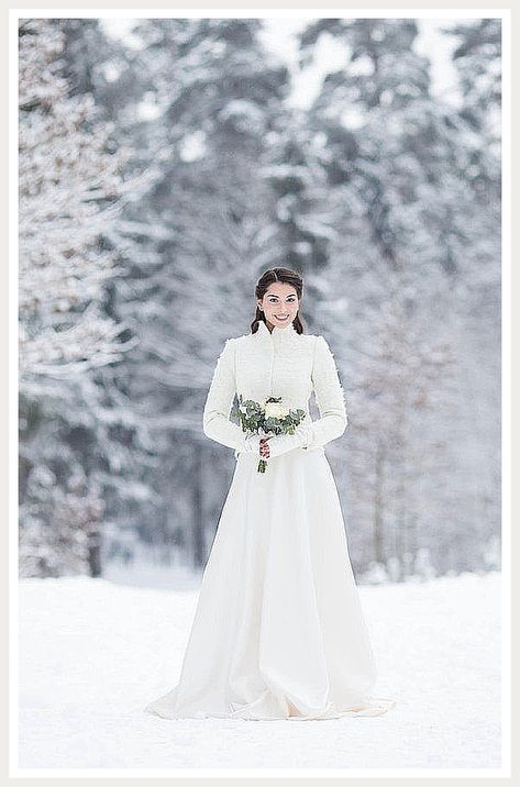 Winter Wedding Coat - Hurry! Dont forego on the latest and most fantastic deal. Check it out IMMEDIATELY! Fur Jacket Wedding, Winter Wedding Coat, Wedding Dress Jacket, White Wool Coat, Bridal Coat, Wedding Cloak, Wedding Bolero, Bride Jacket, Wedding Coat