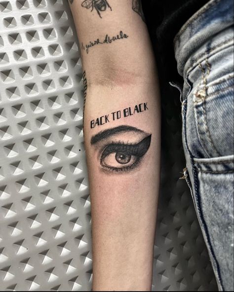 Tattoo of Amy‘s Eye Amy Winehouse Tribute Tattoo, Amy Winehouse Eyes, Amy Winehouse Eyes Tattoo, Back To Black Tattoo Amy Winehouse, Kasabian Tattoo, Amy Whitehouse Tattoos, Amy Winehouse Inspired Tattoo, Any Winehouse Tattoo, Amy Winehouse Tattoo Ideas