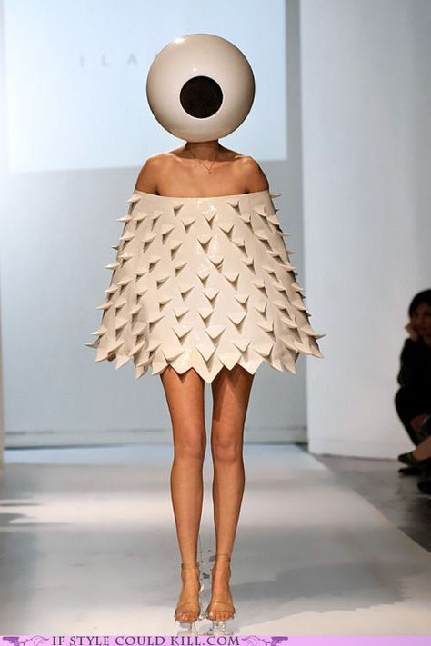 I think its time to make a WTF board. Mode Pop, Fashion Fails, Funny Fashion, Weird Fashion, Futuristic Fashion, Avant Garde Fashion, Future Fashion, 여자 패션, Mode Inspiration