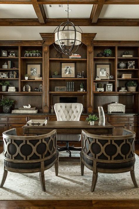 Traditional Style Office, Traditional Home Office Ideas, Traditional Office Design, Classic Home Office, Traditional Office Decor, Bedroom Luxury Design, Traditional Home Offices, Home Office Designs, Traditional Home Office