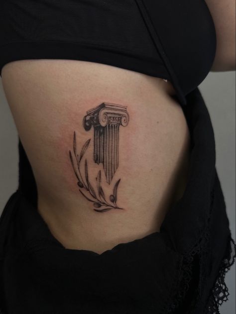 Tattoos Of Statues, Simple Greece Tattoo, Greek Collums Tattoo, Roman Temple Tattoo, Ancient Greece Tattoo Mythology, Greek Columns Tattoo, Ionic Column Tattoo, Ancient Greek Tattoo Ideas, Ancient Rome Tattoo Ideas