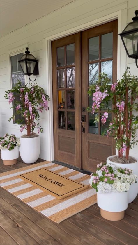 brunoandlibby's Front Porch Collection on LTK Wisteria Trees, Southern Porch, Porch Lantern, Sas Entree, Small Porch Decorating, Front Porch Plants, Outdoor Vibes, Small Front Porch Ideas, Spring Front Door