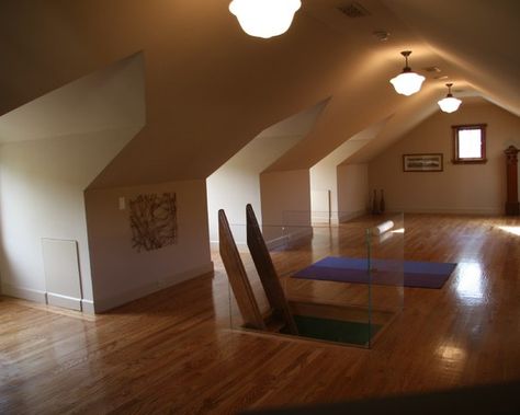 Love this creative idea of turning an attic into a yoga studio. Attic Stair, Attic Design Ideas, Attic Rooms Ideas, Attic Renovation Ideas, Attic Lighting, Finished Attic, Stair Design, Attic Loft, Attic Flooring