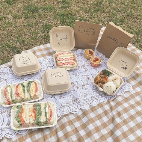 Friends Date, Aesthetic Picnic, Image Search, We Heart It, Lost