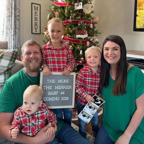 A holiday family photo in front of a decorated Christmas tree, holding a sign that says "The more the merrier Baby is coming 2024!" Christmas Big Brother Announcement, Baby Christmas Announcement, Pregnancy Announcement 4, Christmas Card Pregnancy Announcement, Sibling Baby Announcements, Christmas Announcement, Baby Is Coming, Big Brother Announcement, Holding A Sign