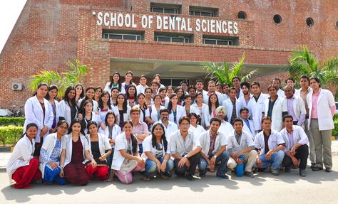 Students posing for a group photo @ School of Dental Sciences, Sharda University School Group Photos Student, School Group Photos, School Group Photo, Photo School, Best Poses For Pictures, Group Photo, School Photos, Group Photos, Poses For Pictures