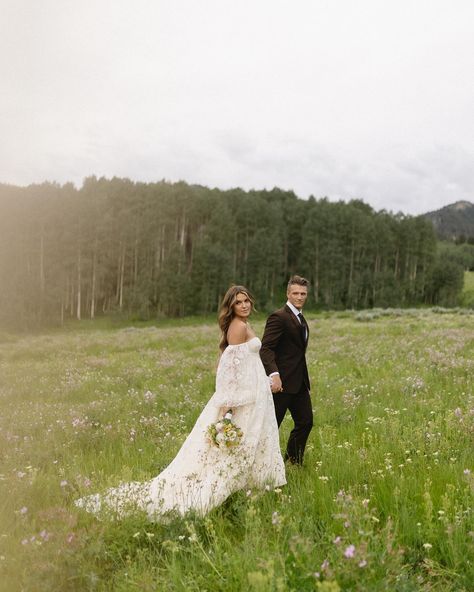 Getting married surrounded by wildflowers + mountains >>> I Got Married, Got Married, Getting Married, Wild Flowers