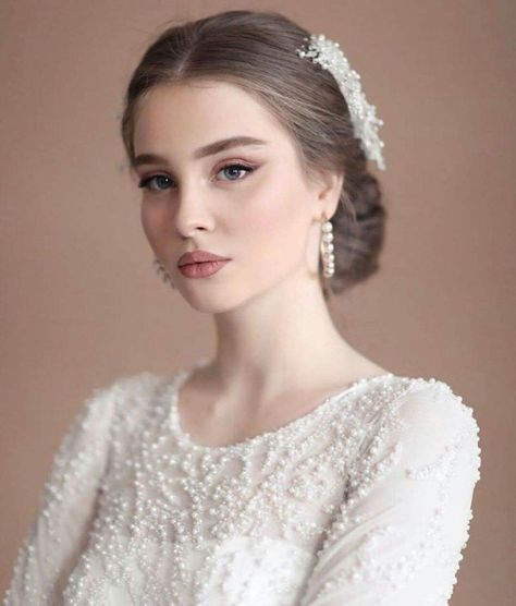 Latest Beautiful and Elegant Bridal Makeup and Elegant Jewelry Photography, gorgeous bridal look, wedding dress for vintage Bride, bridal makeup and beautiful bridal Dress ideas. Tiara, White Dress, Makeup, Photography, Beauty, White, Make Up