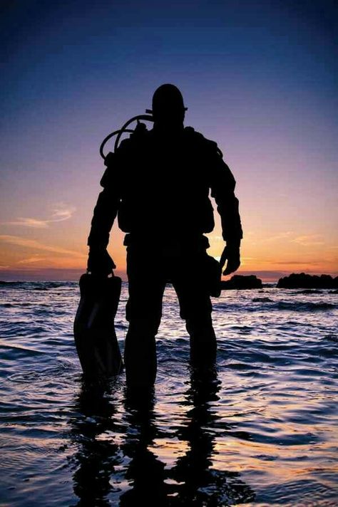 .. Cave Diving, Underwater Welder, Scuba Diving Quotes, Diver Art, Scuba Equipment, Scuba Diving Equipment, Scuba Diving Gear, Maui Vacation, Water Adventure