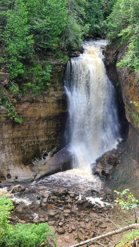 #minersfalls #michigan #puremichigan #waterfall #fall2020 #waterfalls Michigan Waterfalls, Pure Michigan, Elopement, Michigan, Hiking, Water