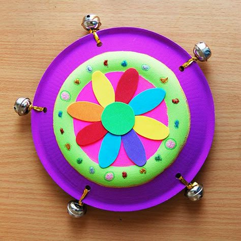 Recycled Instruments Projects, Diy Tambourine Instruments, Paper Plate Tambourine Craft, Music Instrument Craft, Prek Music Activities, Music Instruments Crafts For Kids, Castanets Craft, Diy Instruments For Kids, Drum Craft For Kids