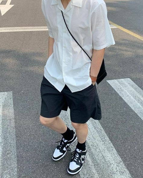 Korean Men Fashion Streetwear Summer, Korean Male Casual Outfit, K Fashion Summer Korean Style, Streetwear Men Outfits Shorts, Mens Clothing Styles Korean, Casual Korean Outfits Men, Korean Street Wear Men, Summer Male Outfits, Korean Fashion Men Summer