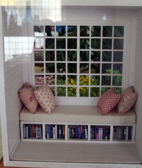 White room with Big window | small dollhouse cabinet The ins… | Flickr Diy Barbie Room, Mini Room Diy, Dollhouse Interior Ideas, Diy Mini House, Barbie Rooms, Small Dollhouse, Dollhouse Rooms, Dollhouse Cabinet, Barbie House Furniture