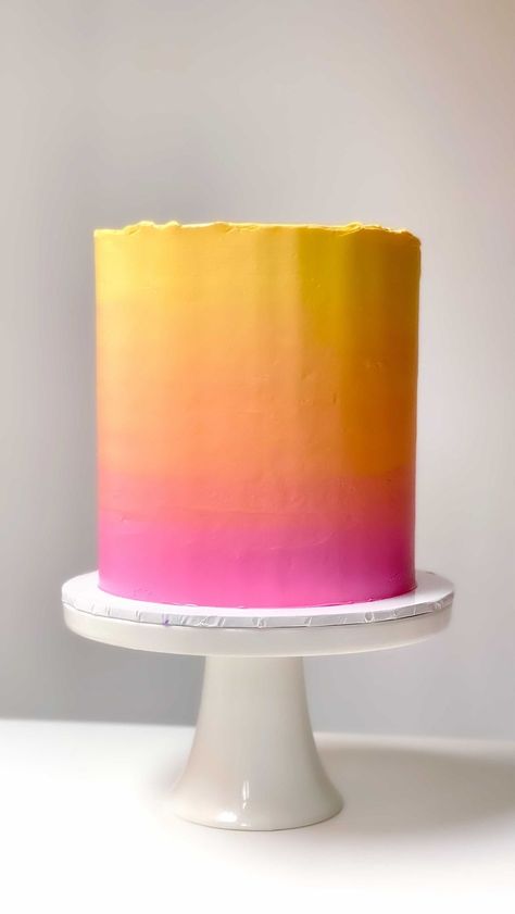 cakemecrazyau on Instagram: Sunset Gradient 🌅 Swiss buttercream ombré using @colour.mill in Hot Pink, Orange and Yellow. Use code CRAZY10 @loyalbakeware metal… Pastel Ombré Cake, Pink And Yellow Buttercream Cake, Cake Color Schemes, Yellow And Pink Cake Ideas, Sunset Sweet 16, Hot Pink And Orange Birthday Cake, Pink Orange Cake Birthday, Sunset Ombre Cake, Sunset Theme Cake