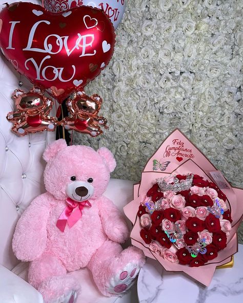 Valentines Day Roses Bouquets, Forever Ramo, Valentines Day Bouquet, Flowers For Girlfriend, Ribbon Flowers Bouquet, Diy Bouquet Wrap, Luxury Flower Bouquets, Teddy Bear Images, Teddy Bears Valentines