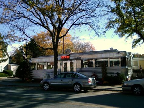 Millbrook Diner- Millbrook, NY would eat cereal out of a box here :) New York Midtown, New York City Midtown, Brookfield Place Nyc, Middletown New York, Millbrook Ny, I Love Ny, Upstate New York, Hudson Valley, Hotels And Resorts