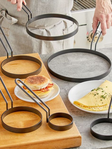 Bring your breakfast ideas to life with nonstick egg rings. Whether you're making the perfect omelet or breakfast sandwich, these egg rings will make your healthy breakfast a reality. Silicone Ring For Canister 6 Inch, Corndog Recipe, Egg Ring, Cooking Eggs, Crockery Design, Egg Rings, New Kitchen Gadgets, Kitchen Cook, Cooking Measurements