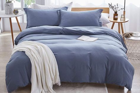 Grey And Blue Bedding, Blue Bed Covers, Navy Blue Bed, Simple Bedding Sets, Navy Blue Comforter, Quilted Comforter, Blue Comforter Sets, Blue Bed, Cama King Size