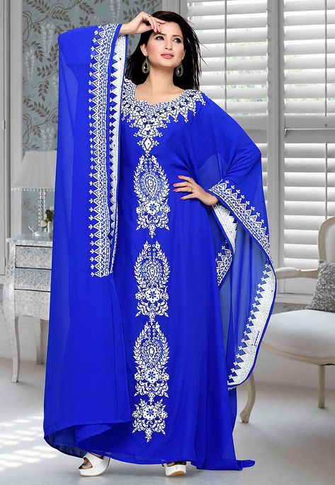 Dubai Kaftan Dress, Farasha Abaya, Islamic Wear, Chiffon Kaftan, Blue Diy, Hand Embroidery Work, Moroccan Kaftan, Silver Embroidery, Mode Abaya