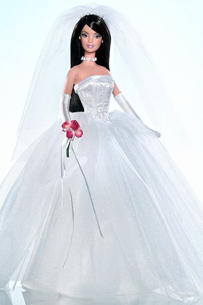 Wedding-day Barbies: David's Bridal Unforgettable Barbie (2004) Doll Wedding Dress, Barbie Bridal, Barbie Wedding Dress, Wedding Doll, Barbie Bride, Barbie Wedding, Bride Dolls, Barbie Gowns, Barbie Vintage