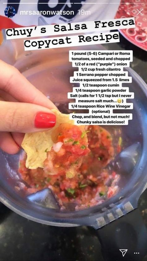 Chuys Salsa, Chuys Salsa Recipe, Salsa Fresca Recipe, Salsa Canning Recipes, Sweet N Spicy, Salsa Fresca, Plant Based Recipes Easy, Football Snacks, Spicy Salsa