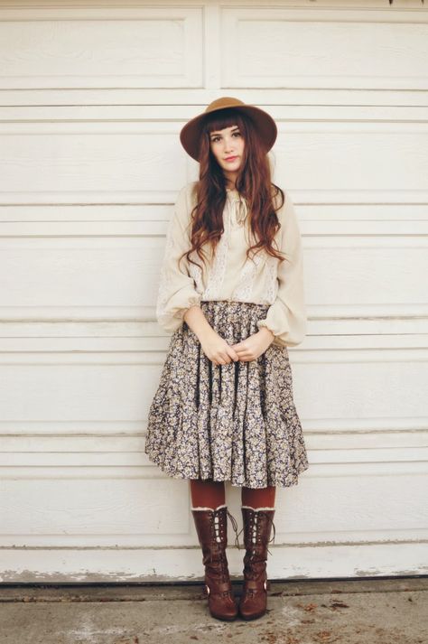 Peasant Top Outfit, Alternative Fashion Skirts, Folk Outfit, Alternative Fashion Indie, Indie Outfits Alternative Fashion, Outfits Alternative, Flying A Kite, Fall Outfits For Teen Girls, Fall Outfits For Work