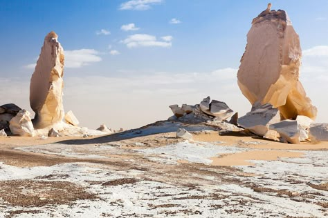 Sahara el-Beida (White Desert Park) - Egypt White Desert Egypt, Alien Landscape, White Desert, Desert Tour, Egypt Tours, Landscape Concept, Sahara Desert, Fine Art Landscape, Landscape Scenery