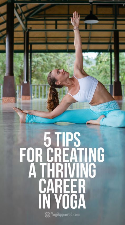 If you’re a new yoga teacher trying to create a thriving career in yoga, use these five tips to stand out and succeed in the oversaturated yoga market. Yoga Mindset, Fitness Calisthenics, Yoga Marketing, Yoga Teacher Resources, Yoga Certification, Yoga Teaching, Yoga Ashtanga, Yoga Nature, Teacher Business