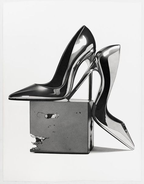 Original Trophies Drawings by CJ Hendry – Fubiz Media Heels Drawing, Cj Hendry, Hyperrealistic Drawing, Metal Drawing, Cinderella Slipper, Metal Tattoo, Louboutin Heels, Hyperrealism, Pencil Art Drawings