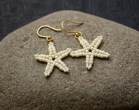 Cute Starfish, Anting Manik, Beaded Starfish, Unique Dangle Earrings, Ocean Earrings, Earrings Beach, Motifs Perler, Beaded Earrings Diy, Toho Beads