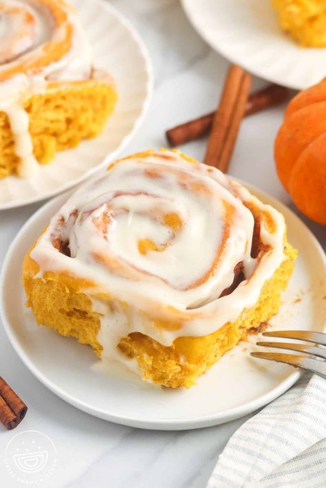 Super soft pumpkin cinnamon rolls, slathered with maple cream cheese frosting. An easy fall treat that your whole family is going to love! Pumpkin Cinnamon Rolls Easy, Maple Cream Cheese Frosting, Maple Cream Cheese, Cinnamon Rolls Easy, Pumpkin Cinnamon Rolls, Maple Cream, Dough Ingredients, Cinnamon Rolls Recipe, Best Food Ever